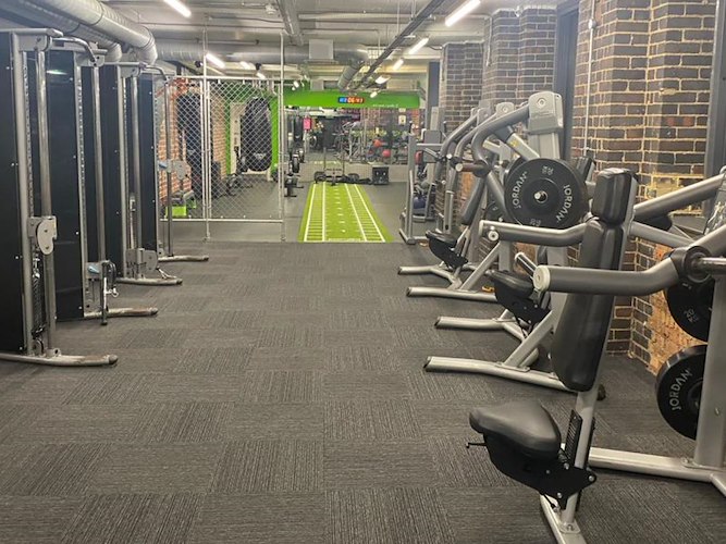 Nearby Gym image | HotelGyms.com