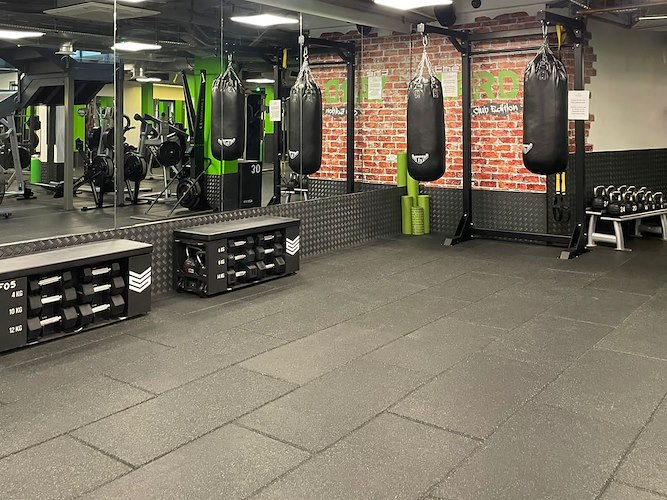 Nearby Gym image | HotelGyms.com