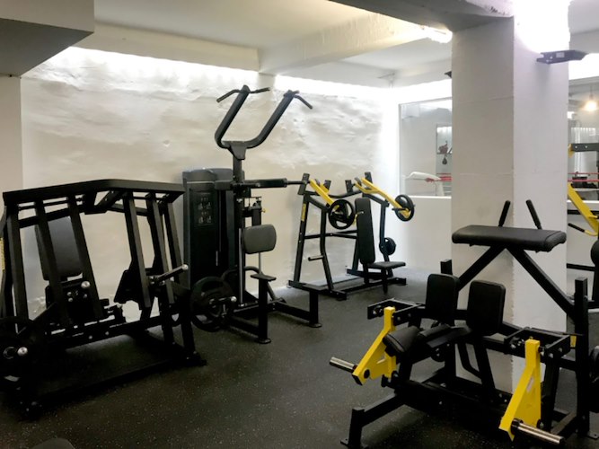 Nearby Gym image | HotelGyms.com